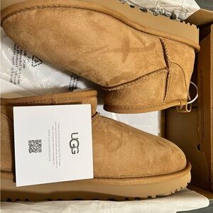 NEW!!! UGG Classic Ultra Mini boots